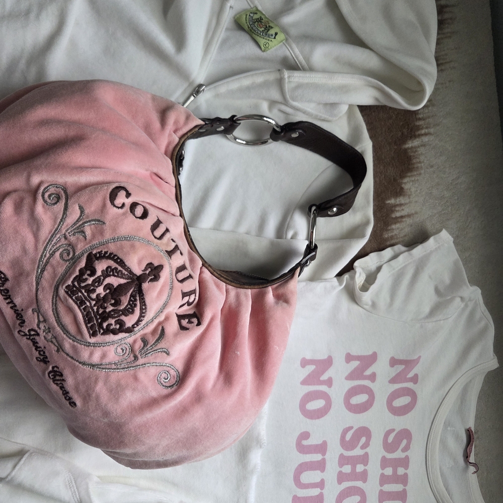 Juicy Couture Pink Graphic Kids T-Shirt - Picture 3 of 8